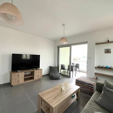 Top Floor Luxury 1bedroom With Sea View In Center *