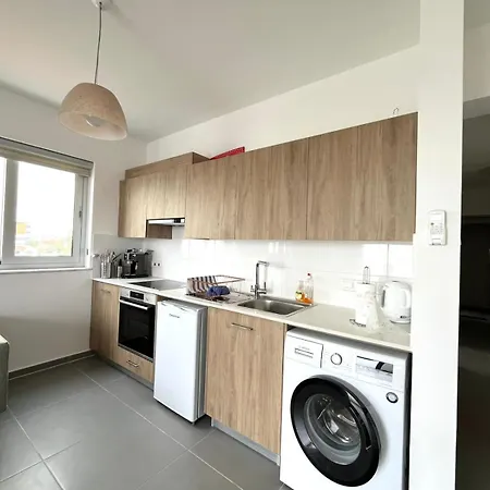 Διαμέρισμα Top Floor Luxury 1bedroom With Sea View In Center Λάρνακα